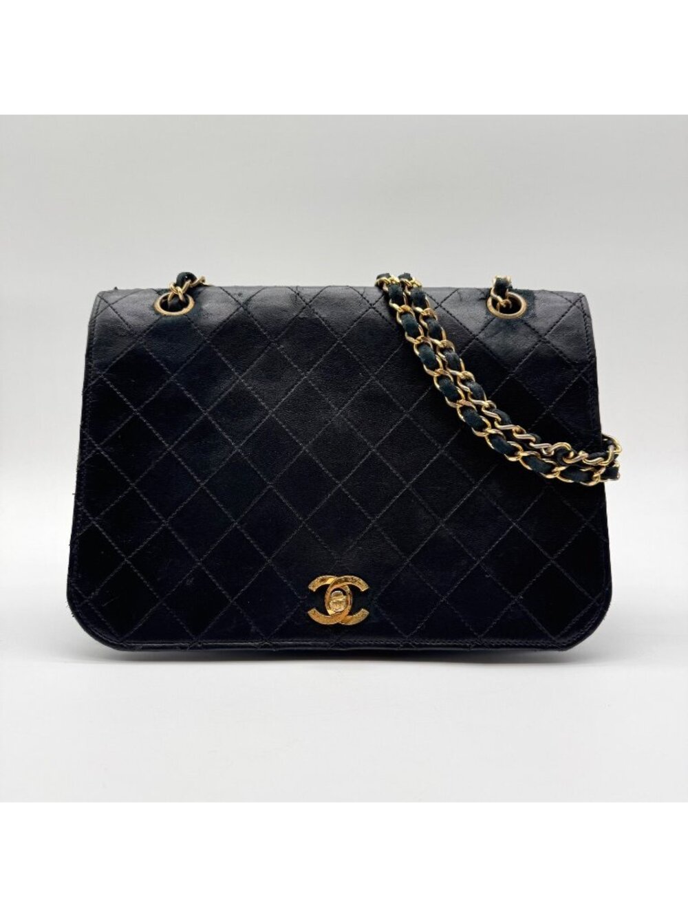 Chanel Shoulder Bag Quilted Gold Turnlock CC Logo Leather Black